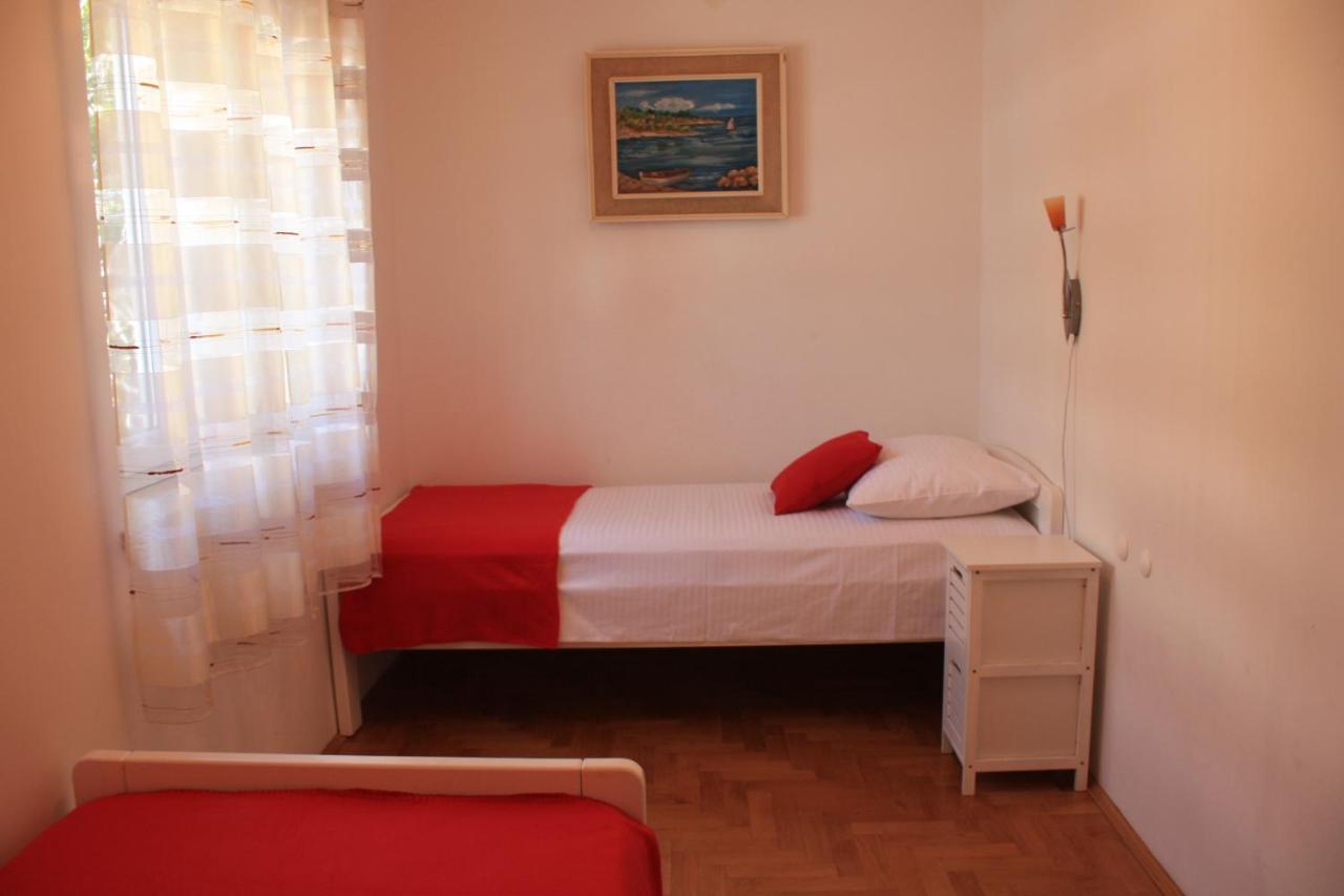 Apartments Lidija สเวติยูไร ภายนอก รูปภาพ