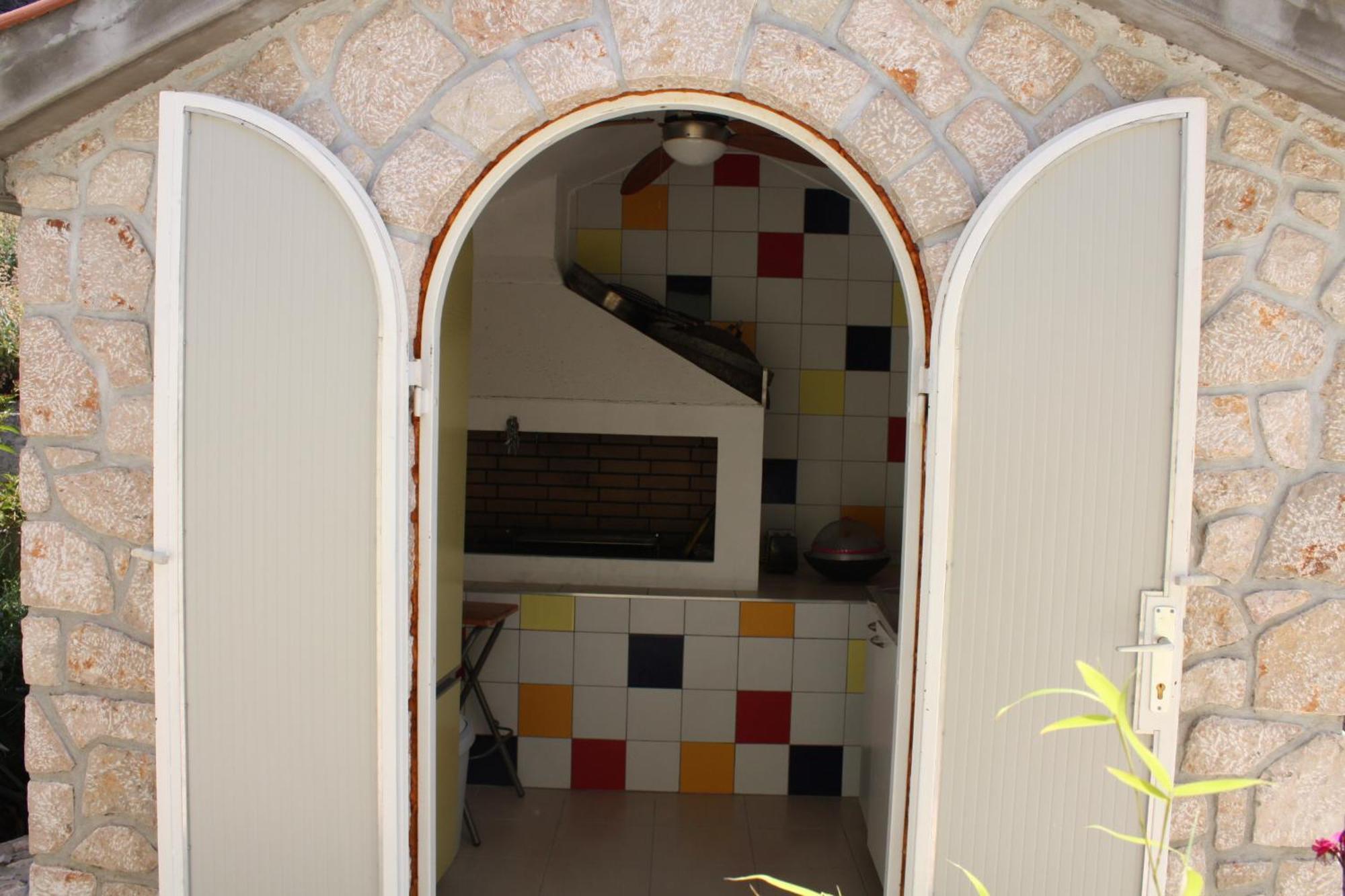 Apartments Lidija สเวติยูไร ภายนอก รูปภาพ