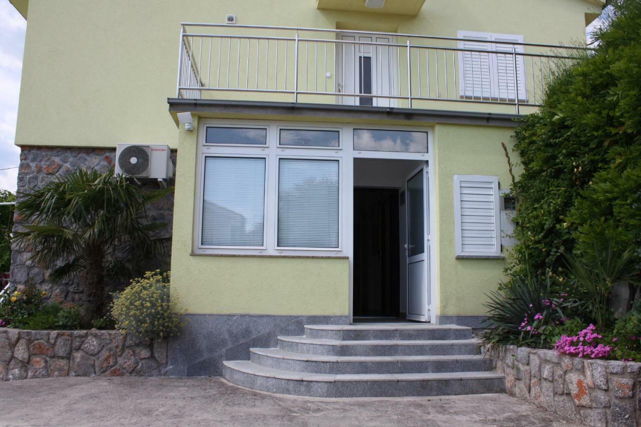 Apartments Lidija สเวติยูไร ภายนอก รูปภาพ