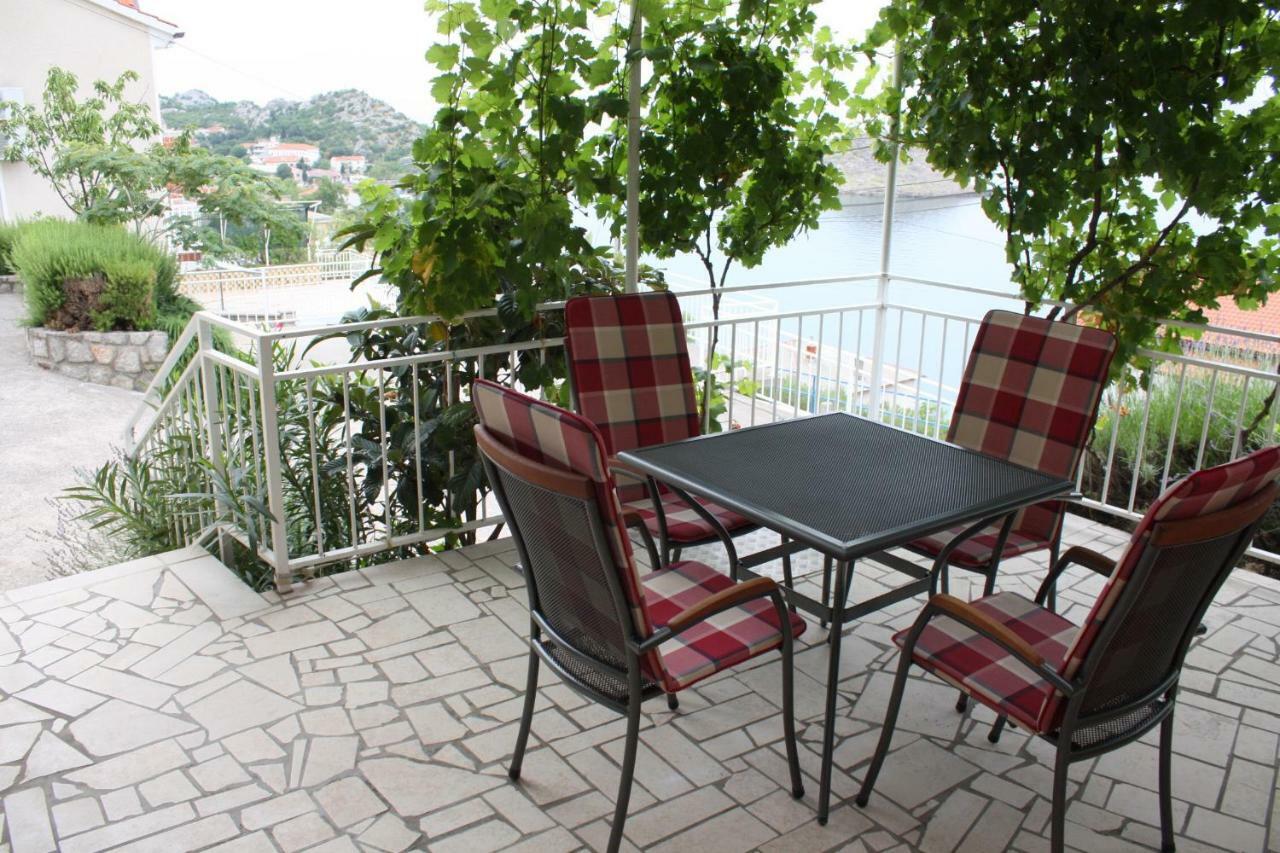 Apartments Lidija สเวติยูไร ภายนอก รูปภาพ