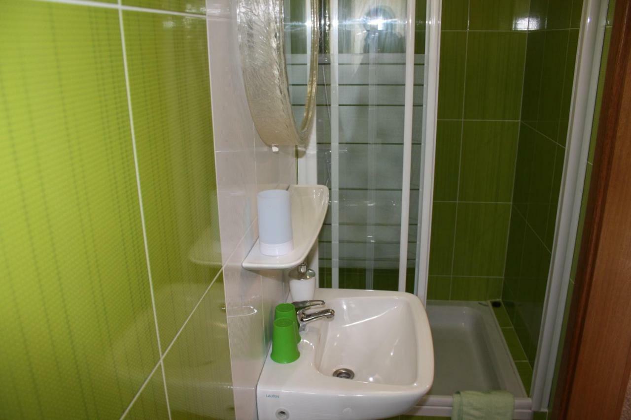 Apartments Lidija สเวติยูไร ภายนอก รูปภาพ
